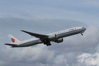 canada-2018-01-190-b777-300-air-china